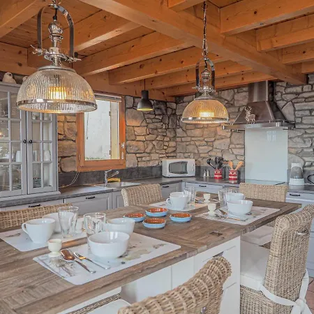 The Hunting Chalet